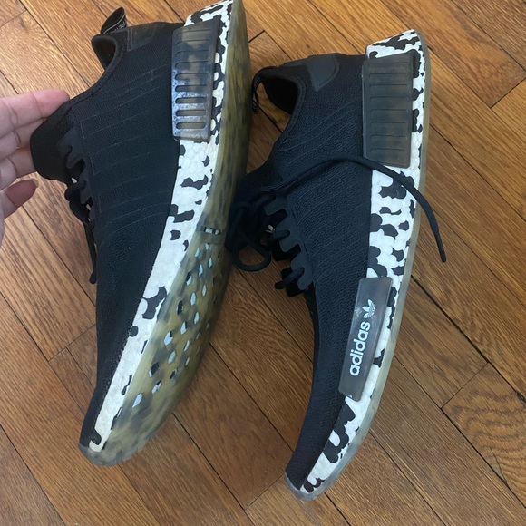 LIKE NEW - ADIDAS The 3 Stripes Camo Sole Sz 13 NMD_R1 - Picture 3 of 6